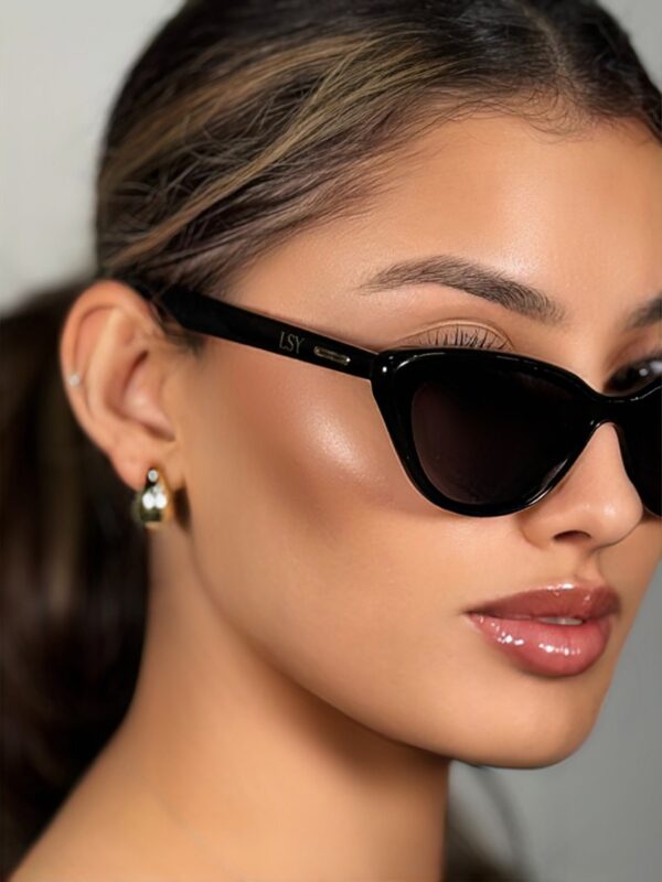 Kimava Sonnenbrille – Schwarzes Design für stilvollen Schutz