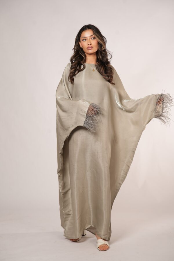 Kimava Farasha Abaya – Sanftes Pistachio für zeitlose Eleganz
